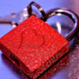 Meet your Posher, Juicy